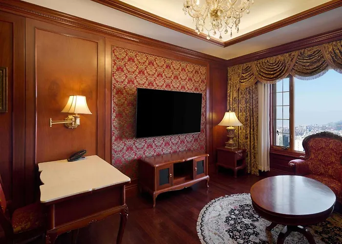 Grand Mercure Imperial Palace Gangnam Hotel 5*