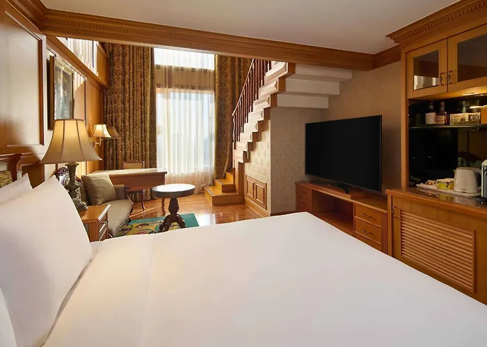 Grand Mercure Imperial Palace Gangnam 5*